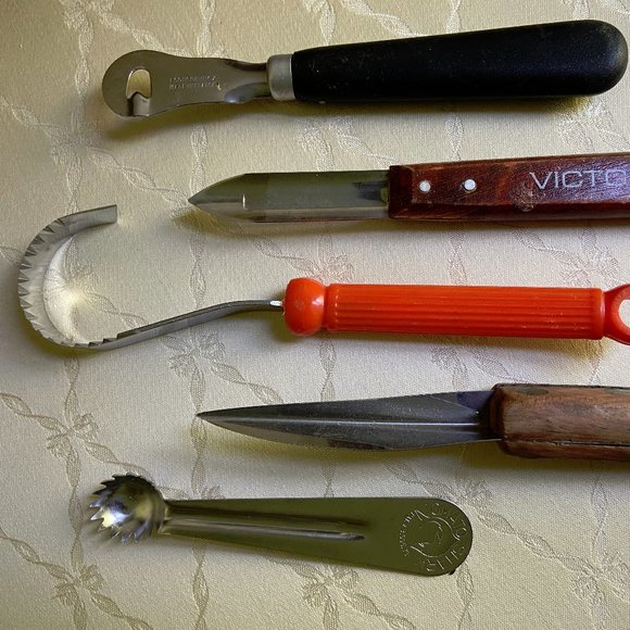Biscuit Cutters/Aspic Cutters/Assort Tools - Picture 10 of 11